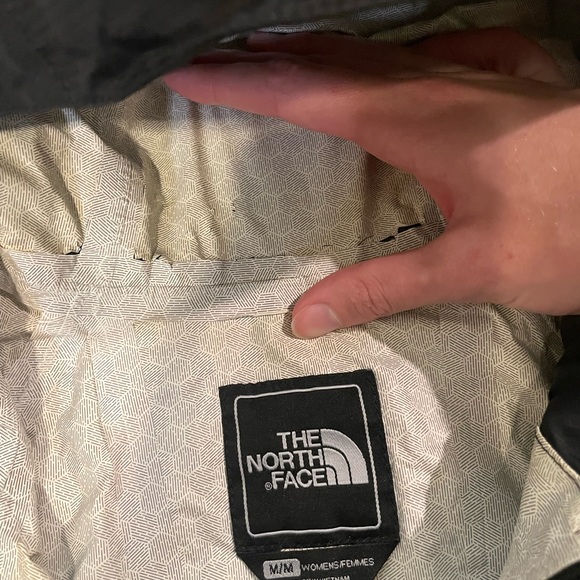 The north face women's venture jacket - Picture 3 of 5